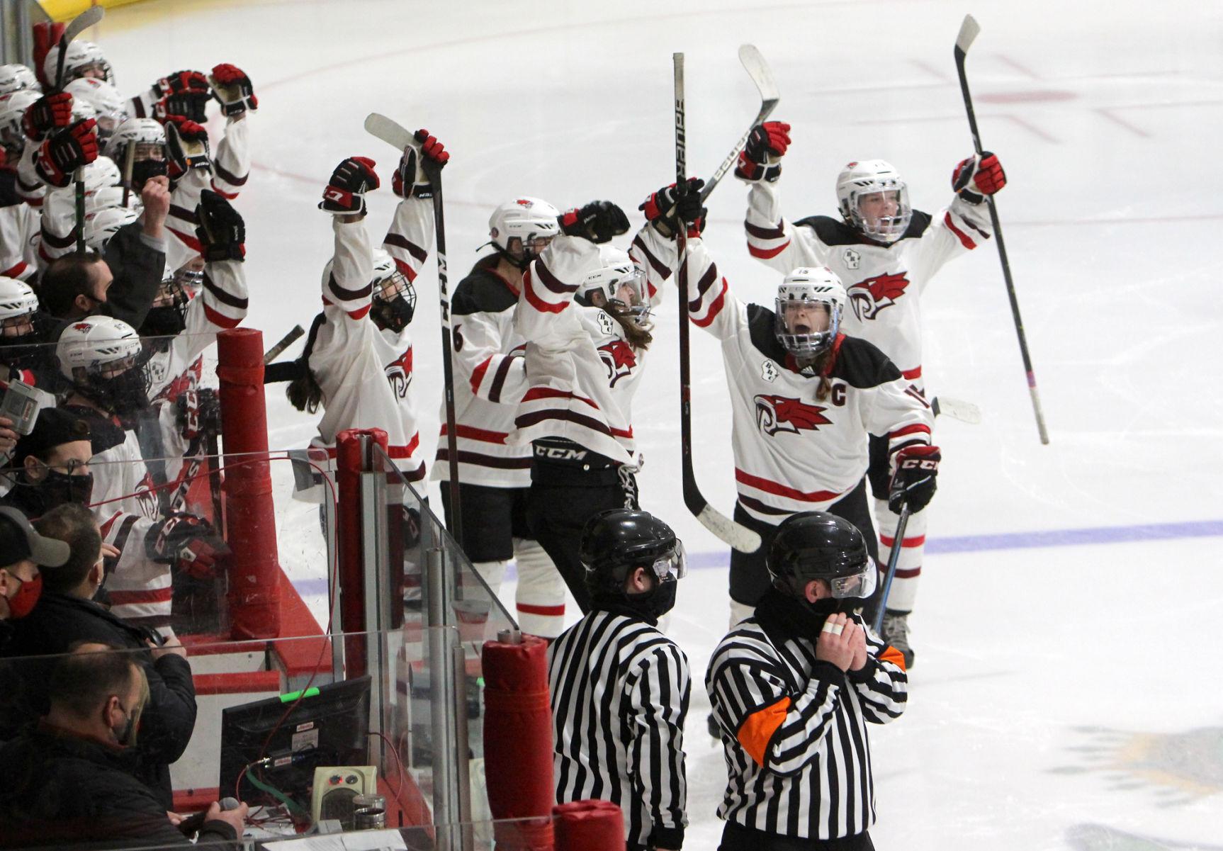 Girls Hockey State Championship: Chippewa Falls/Menomonie vs University School of Milwaukee in Wisconsin Rapids 2-20-21